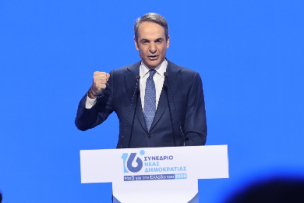 Συνέδριο ΝΔ: Ο Μητσοτάκης «έσβησε» Καραμανλή-Σαμαρά και άνοιξε τη μάχη των δελφίνων