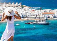 Νέο «φρένο» στην τουριστική δόμηση: Από 8 έως 16 στρέμματα η αρτιότητα στα hotspots