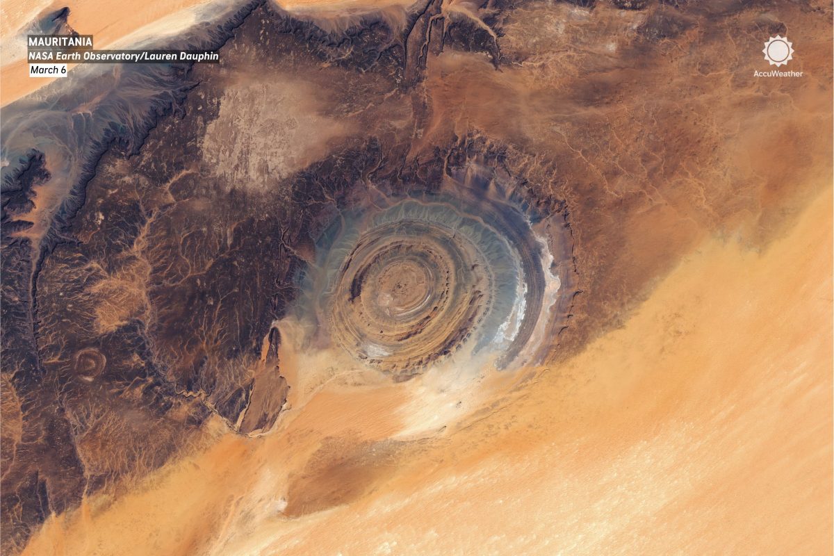 NASA: Το «Μάτι της Σαχάρας» αποκαλύπτει τα μυστικά του – Πώς σχηματίστηκε