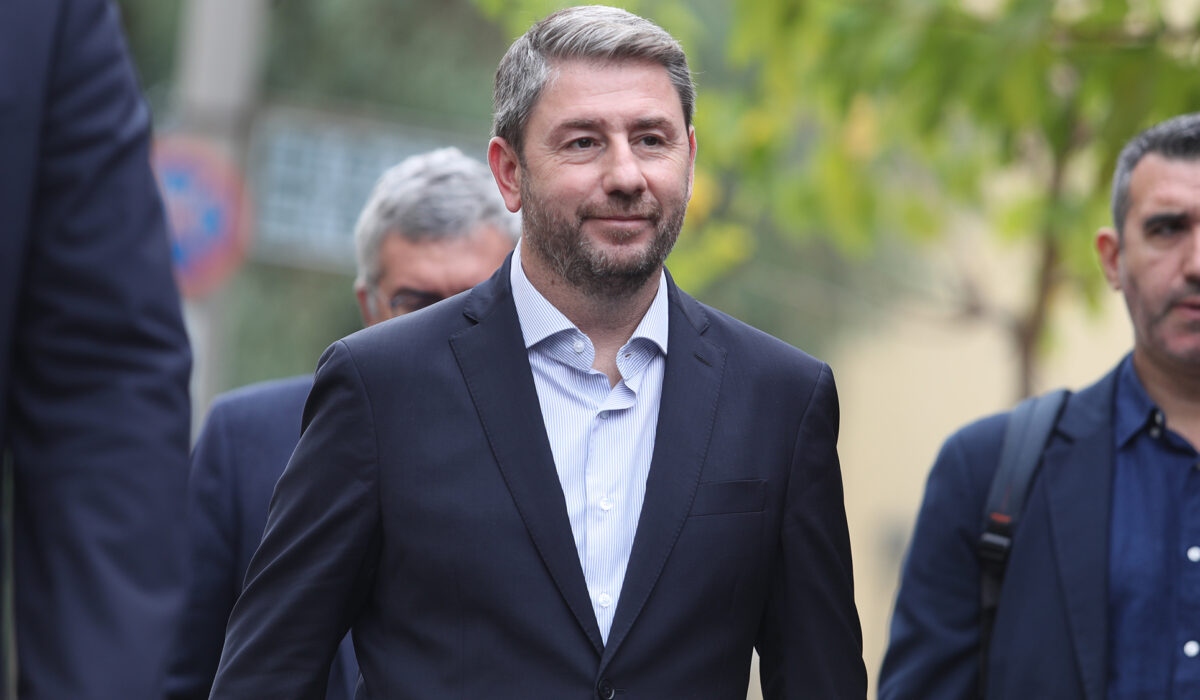 Ανδρουλάκης: «4ήμερη εργασία για Ελλάδα που κρατά τους νέους της» – TikTok, Metallica και πολιτική σύγκρουση