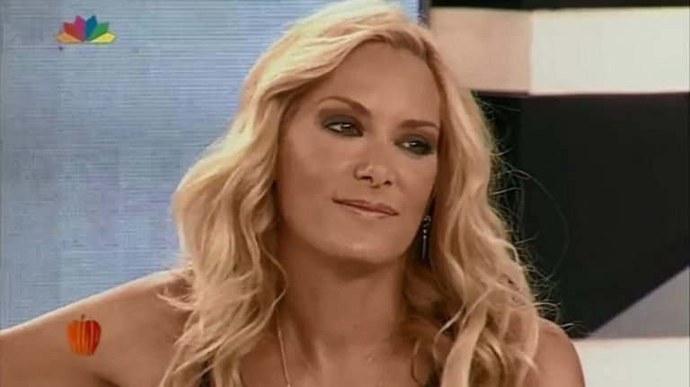 Συγκλονίζει η Ορθούλα Παπαδάκου: “Τα πρώτα χρόνια με τη σκλήρυνση κατά πλάκας ήταν εφιάλτης”