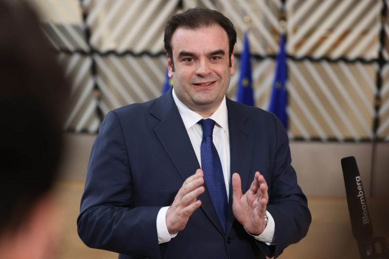 Πιερρακάκης: «Δεν είμαστε σε στασιμοπληθωρισμό, αλλά η τάση είναι υπαρκτή»