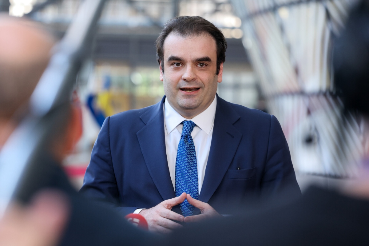 Βαριά προειδοποίηση Πιερρακάκη: Το πετρέλαιο δεν γυρίζει εύκολα στα 70 δολάρια
