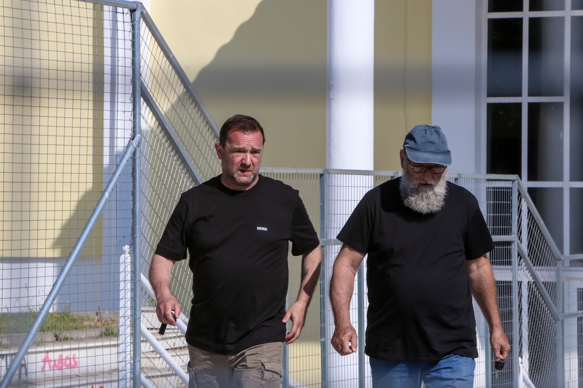 Τέμπη: Εκρήξεις στη δίκη – Αποβολή Πλακιά και «πόλεμος» δικηγόρων σε φορτισμένη αίθουσα!!!