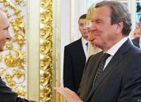 Ουκρανία: Ο Σρέντερ ως έντιμος διαμεσολαβητής;