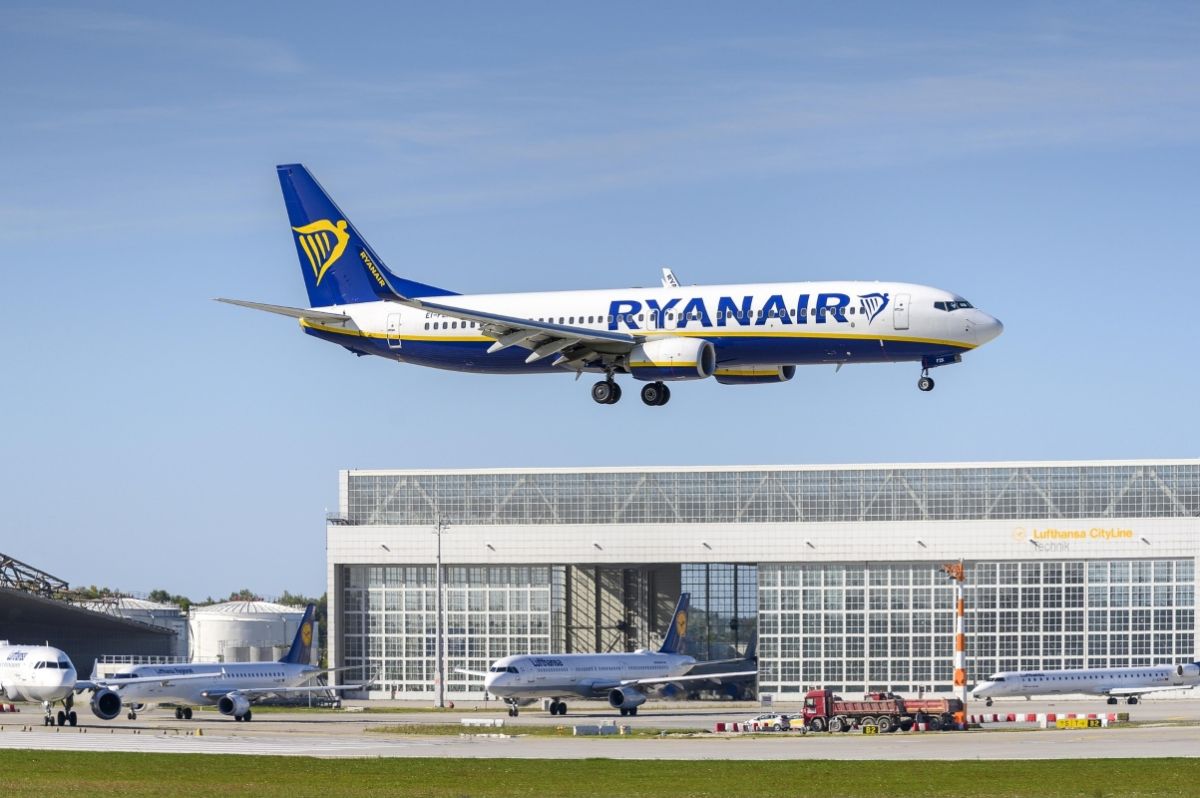 Ryanair: Οριστική αποχώρηση από τη Θεσσαλονίκη – Αβέβαιο το μέλλον των εργαζομένων