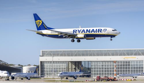 Ryanair: Οριστική αποχώρηση από τη Θεσσαλονίκη – Αβέβαιο το μέλλον των εργαζομένων
