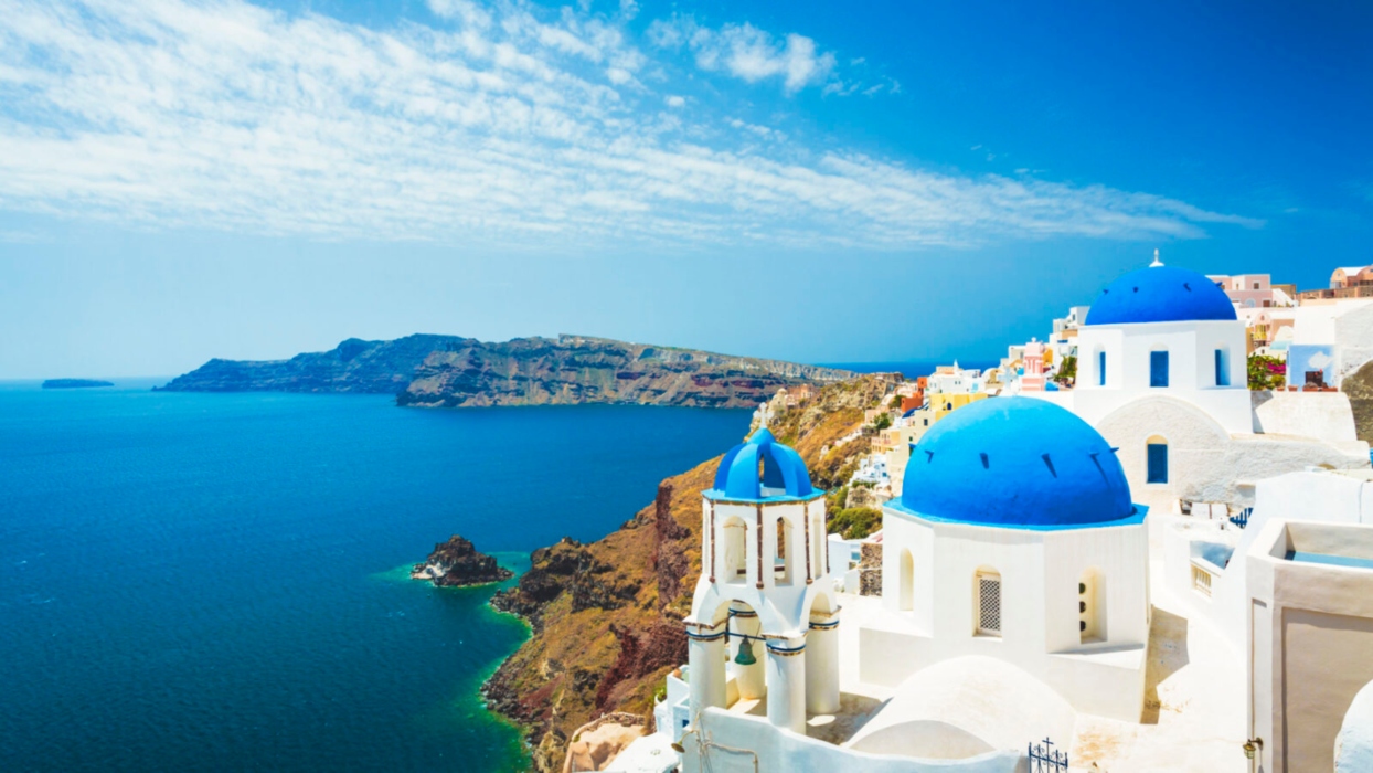Islands Under Pressure: Santorini and Mykonos Now More Crowded Than Athens in Summer