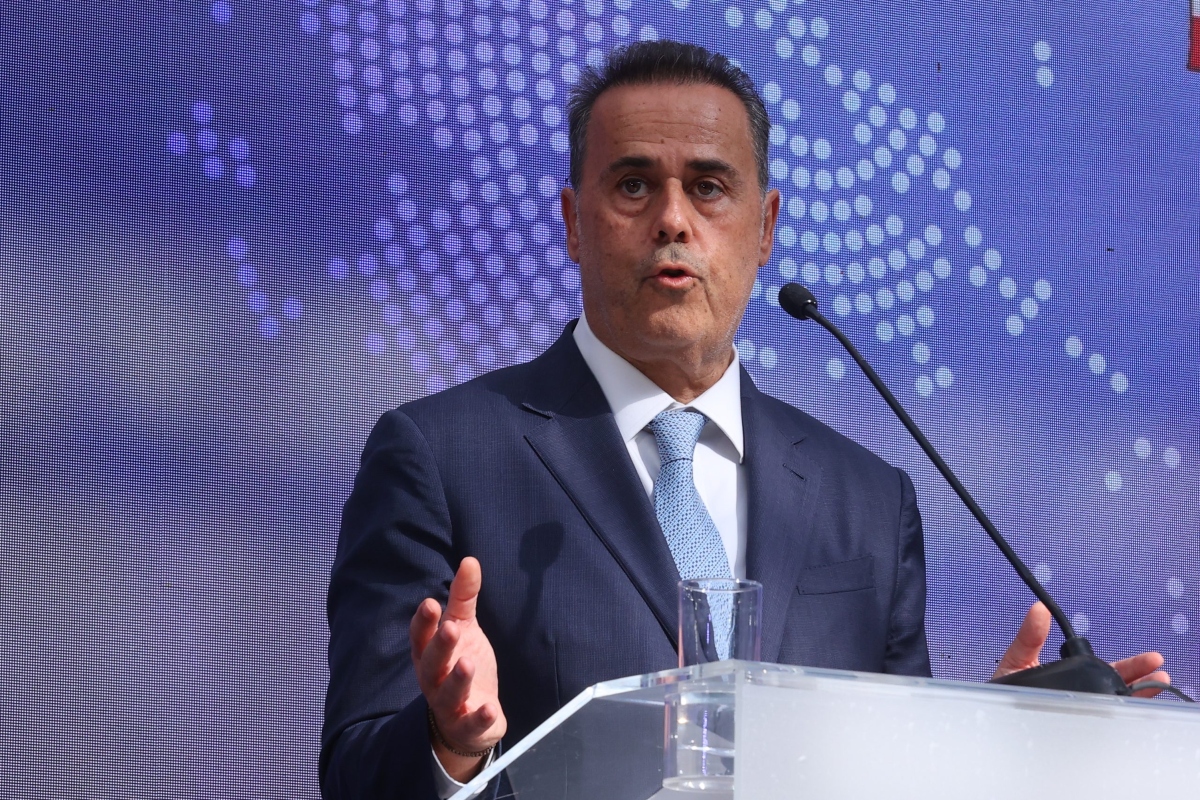 Νέος χάρτης για τις ΑΠΕ: Σκληροί κανόνες σε φωτοβολταϊκά και αιολικά – Τι αλλάζει με το χωροταξικό ΥΠΕΝ