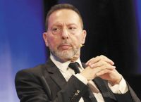 Ο Στουρνάρας «χτυπά καμπανάκι» στην ΕΚΤ: Κίνδυνος ύφεσης από γεωπολιτικό σοκ και επιτόκια