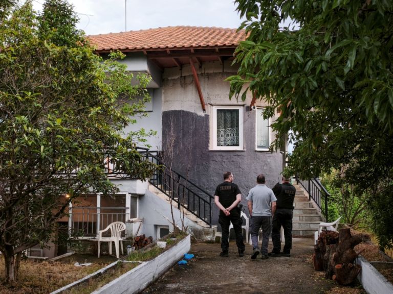 Θεσσαλονίκη: Σκότωσε τον πατέρα του με κατσαβίδι και πήγε για ύπνο σαν να μη συνέβη τίποτα!