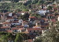 Ισραηλινός επενδυτής αγόρασε μέρος εγκαταλελειμμένου χωριού στη Λεμεσό