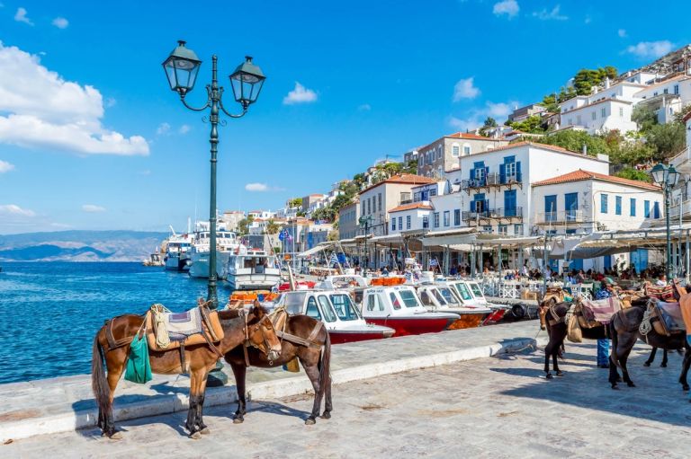 Booking: Οι 5 τάσεις που αλλάζουν τα ταξίδια το 2026