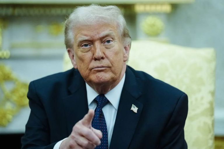 Ο Τραμπ διαψεύδει το «πάγωμα» με το Ιράν: «Μιλάμε συνεχώς – Ήρθε η ώρα για συμφωνία»