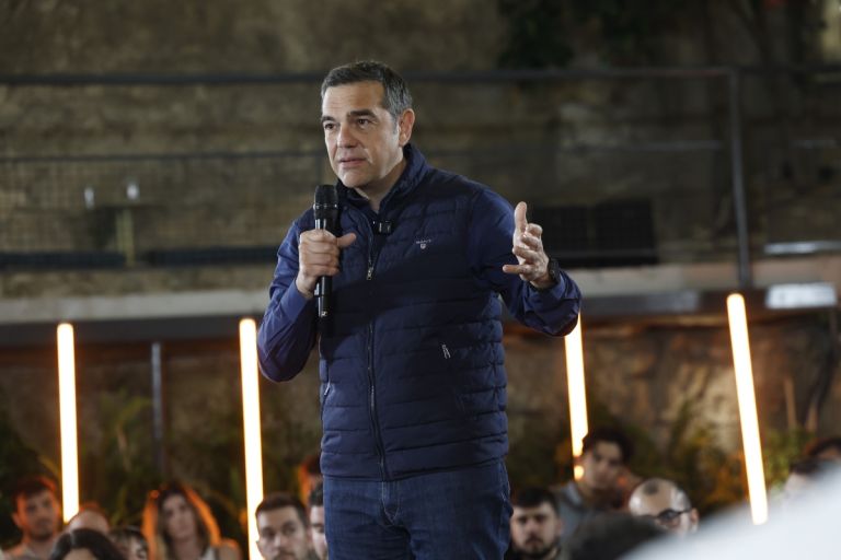 Ο Αλέξης Τσίπρας καλεί σε νέα πολιτική εκκίνηση: «Την επόμενη Τρίτη ανοίγουμε τα πανιά μας»