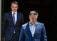 «Νέο» κόμμα, παλιές συνταγές: Ο Τσίπρας επιστρέφει με μανιφέστο του χθες