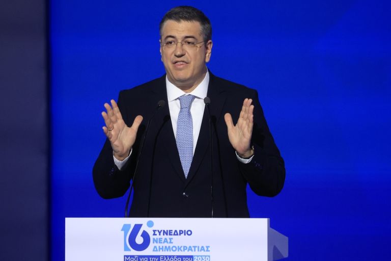 Τζιτζικώστας στο Συνέδριο ΝΔ: Η Ελλάδα δεν βρίσκεται στο περιθώριο εξελίξεων αλλά στο τραπέζι των αποφάσεων