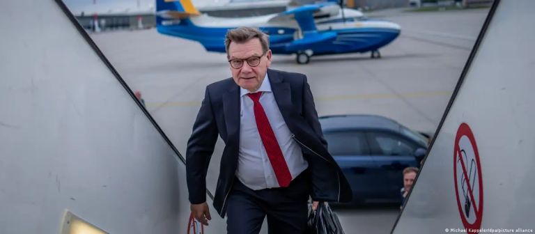 Τα εξοπλιστικά ως τονωτικό της ελληνογερμανικής σχέσης