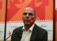 Βαρουφάκης: «Θα πτωχεύσουμε τις τράπεζες» – Σφοδρή επίθεση σε Στουρνάρα και σύστημα