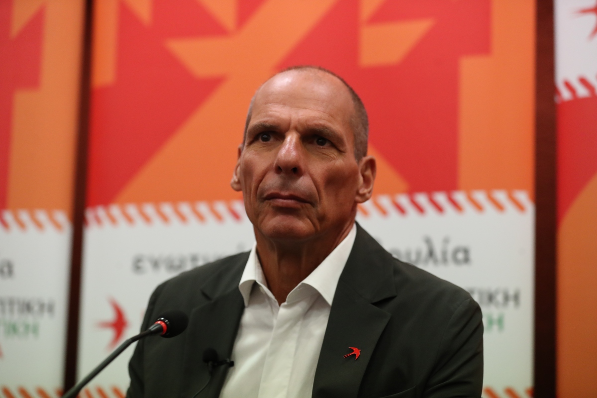 Βαρουφάκης: «Θα πτωχεύσουμε τις τράπεζες» – Σφοδρή επίθεση σε Στουρνάρα και σύστημα