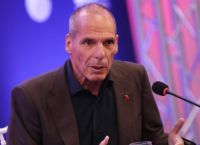 Βαρουφάκης: Ο Ντάισελμπλουμ ήταν ο Μακάριος Λαζαρίδης της Τρόικας