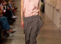 Spring/Summer 2026 Fashion Trends: Τα looks που πρέπει να φορέσεις από τώρα