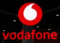 Vodafone: Εξαγοράζει το 49% της VodafoneThree με 5,8 δισ. δολάρια