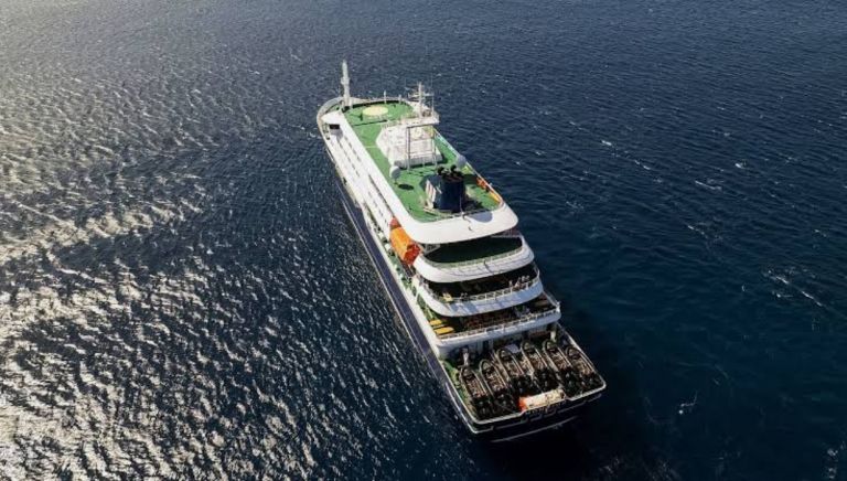 Χανταϊός: Πορεία προς Κανάρια το κρουαζιερόπλοιο – Το σχέδιο απομάκρυνσης επιβατών και πληρώματος
