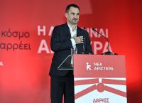 Πολιτικός σεισμός στην Αριστερά: Επτά βουλευτές εγκαταλείπουν τη Νέα Αριστερά, στον αέρα η ΚΟ