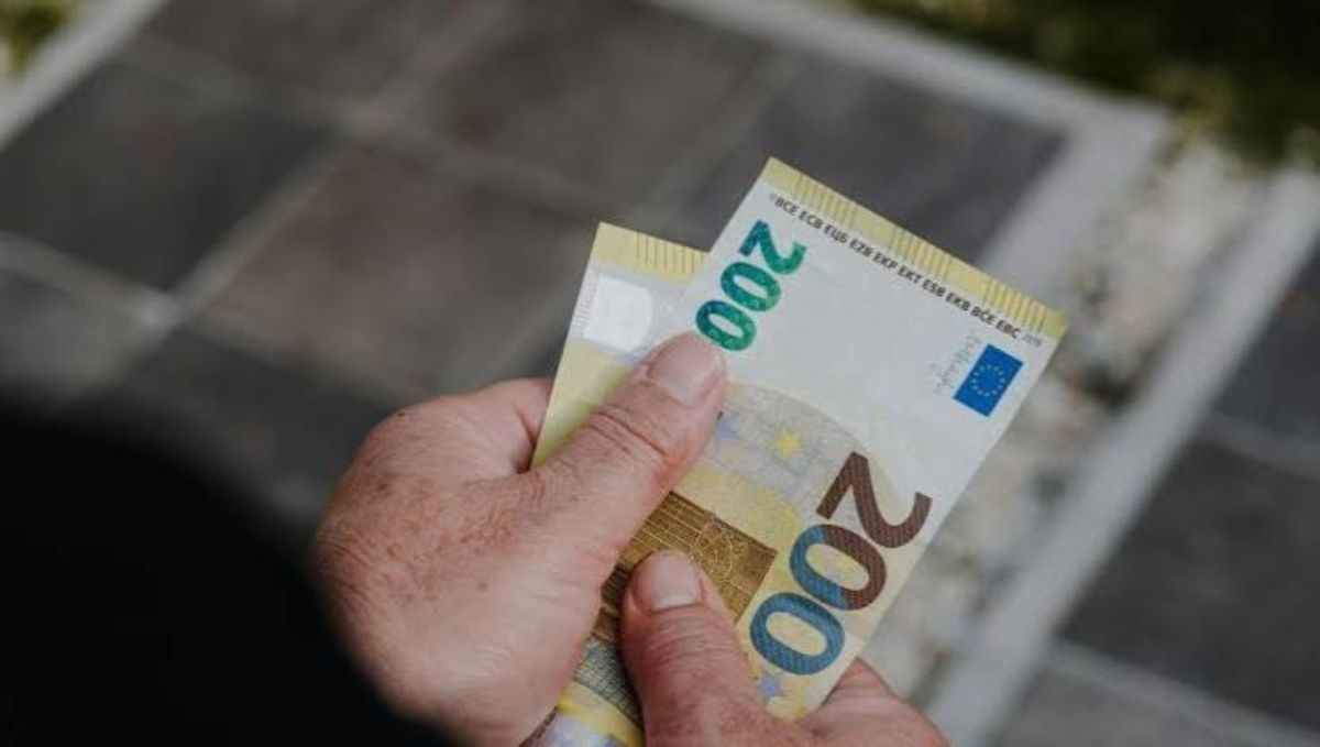 Ποιοι πληρώνονται πριν τον Δεκαπενταύγουστο; €56,7 εκατ. σε 58.370 δικαιούχους από e-ΕΦΚΑ και ΔΥΠΑ