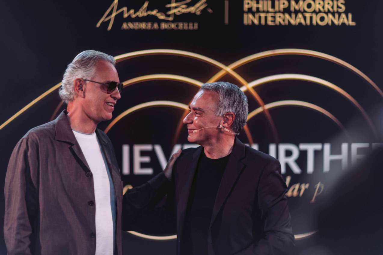 Η Philip Morris International και ο Andrea Bocelli παρουσίασαν την πλατφόρμα “Believe. Further”