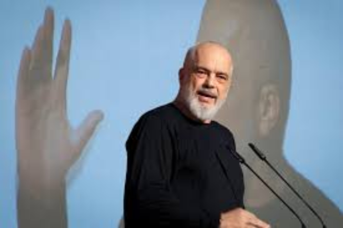 Politico: Ευρωβουλευτές ζητούν να «παγώσει» η Αλβανία το έργο που συνδέεται με τον Τζάρεντ Κούσνερ