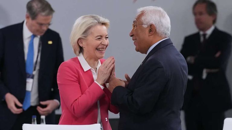 ΒΡΥΞΕΛΛΕΣ ΣΕ ΑΝΑΒΡΑΣΜΟ: Η φον ντερ Λάιεν ανοίγει για πρώτη φορά παράθυρο διαπραγμάτευσης με τη Μόσχα