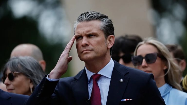 Από τη Νορμανδία στο Νέο Δόγμα Τραμπ: «Η Ευρώπη να Υπερασπιστεί Μόνη της τον Εαυτό της»