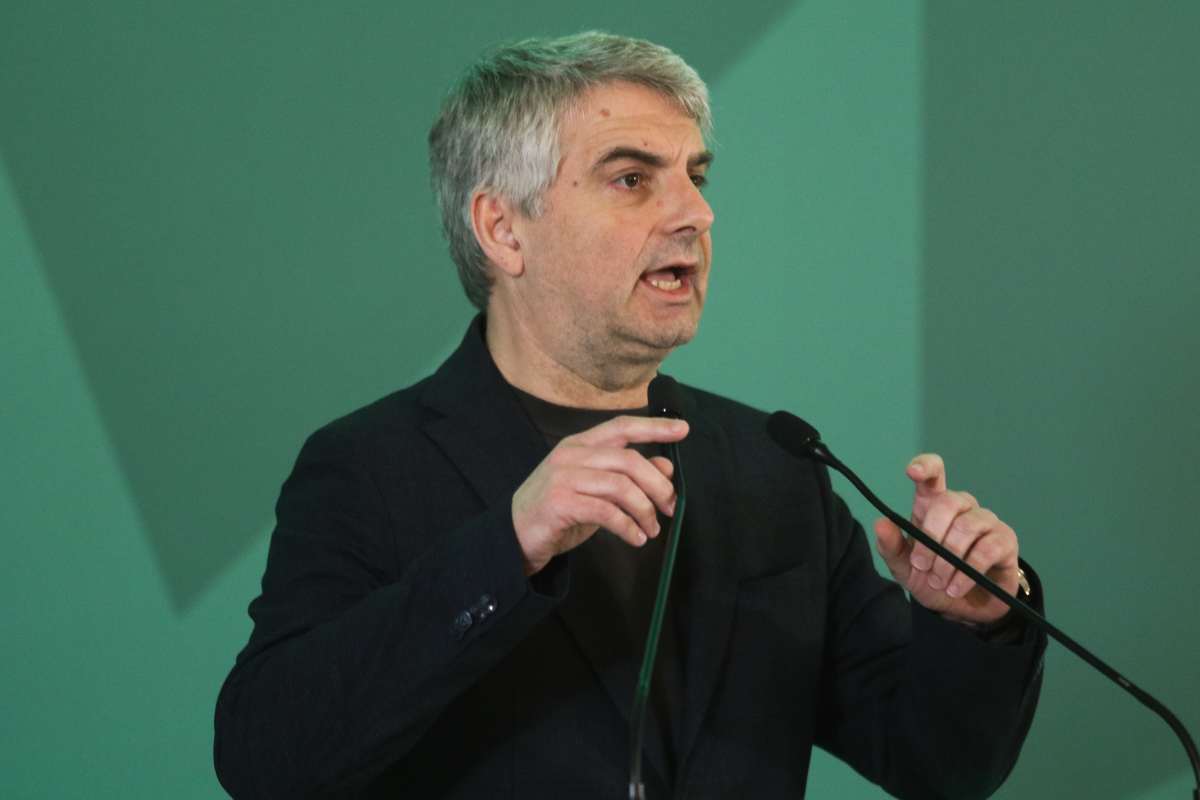 Ο Κωνσταντινόπουλος είδε “σοβαρό παίκτη” τον Τσίπρα και άναψε συζητήσεις στο ΠΑΣΟΚ