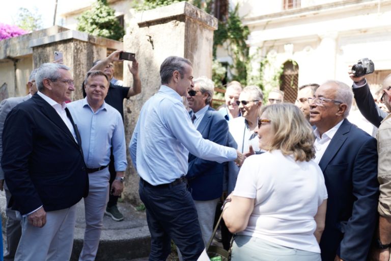 Μητσοτάκης από τη Ρόδο: «Οι εκλογές θα γίνουν το 2027 – Είμαστε μαραθωνοδρόμοι, άλλοι έχουν ήδη λαχανιάσει»