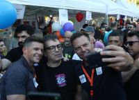 Athens Pride 2026: Χιλιάδες κόσμου στο Σύνταγμα για την πορεία υπερηφάνειας