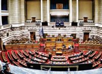 Βουλή: Η τροπολογία για τα δάνεια του νόμου Κατσέλη πέρασε με νέα κοινοβουλευτική πλειοψηφία