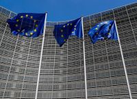 Καμπανάκι Κομισιόν για την απασχόληση: Σε κίνδυνο 1,3 εκατ. θέσεις εργασίας στην ΕΕ