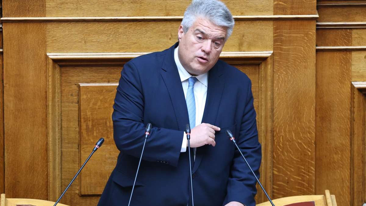 Συνταγματικό “καμπανάκι” από γαλάζιο βουλευτή: Ο Χρυσομάλλης αμφισβητεί διάταξη του νέου Κώδικα Αυτοδιοίκησης