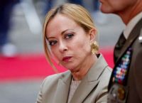 Απειλεί η πτώση του Σαλβίνι τις ελπίδες επανεκλογής της Μελόνι;