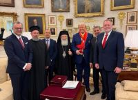«Ο ΑΟΡΑΤΟΣ ΜΕΣΟΛΑΒΗΤΗΣ»