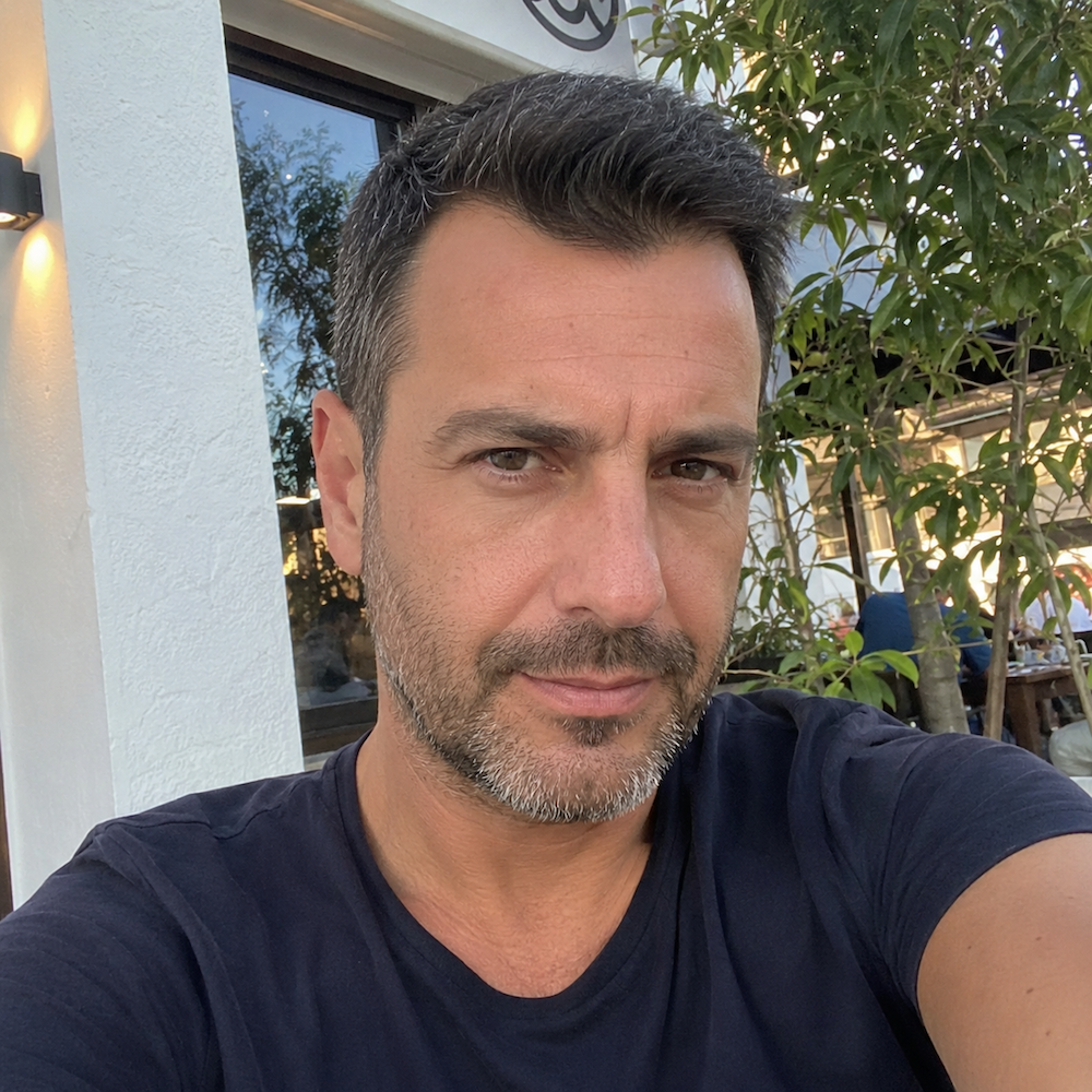 Βασίλης Διαμαντάκος