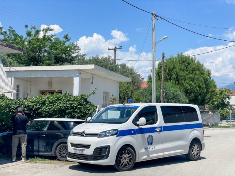 Διπλή δολοφονία Αίγιο: Στη φυλακή ο 65χρονος Ιταλός σύντροφος της 54χρονης