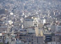 Homes Out of Reach, Wages Under Pressure: The Numbers Behind Greece’s Housing Crisis