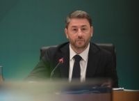 Ανδρουλάκης κατά Μητσοτάκη: «Τζάμπας για τους φίλους του, ακριβός για τους πολίτες»