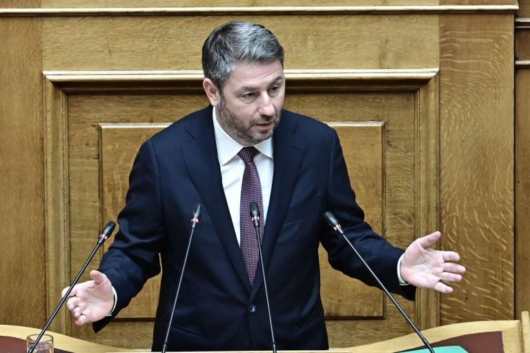 Ανδρουλάκης: «Το ΠΑΣΟΚ ως κυβέρνηση δεν θα εφαρμόσει την κατάργηση της δεύτερης Κυριακής στην Αυτοδιοίκηση»