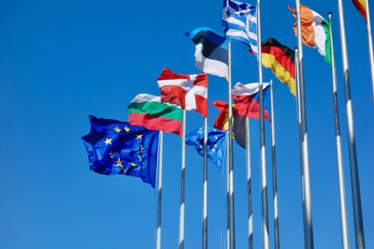Η ΕΕ εξετάζει “membership-lite” για υποψήφιες χώρες – Σχέδιο δύο ταχυτήτων αλλάζει το παιχνίδι της διεύρυνσης