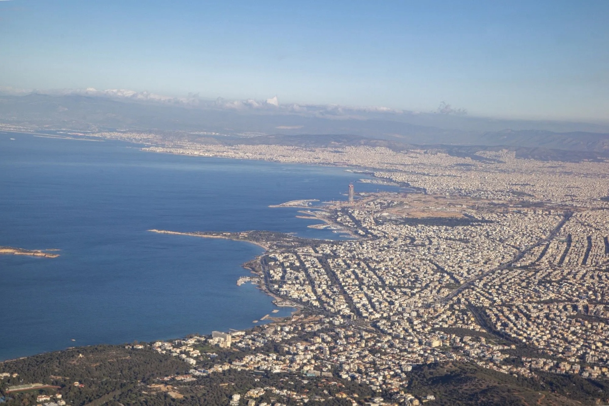 Μυστήριο πάνω από την Αθήνα: Η οσμή αερίου που αποκάλυψε τα κενά στην περιβαλλοντική επιτήρηση