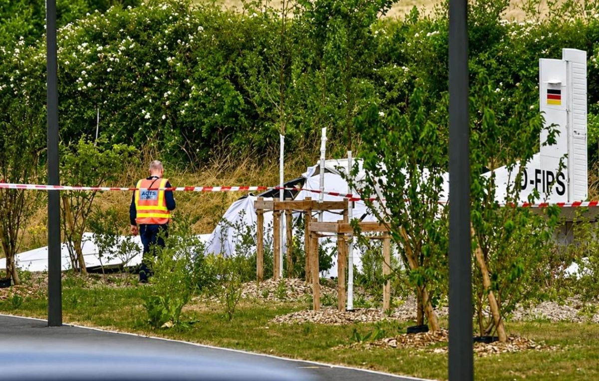 Αεροσκάφος που μετέφερε εκπαιδευόμενους αλεξιπτωτιστές συνετρίβη στη Γαλλία – Αναφορές για 11 νεκρούς